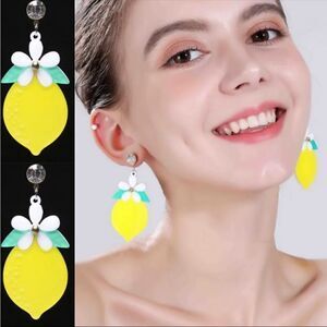 Acrylic Lemon Drop Earrings Summer 60s/Mod